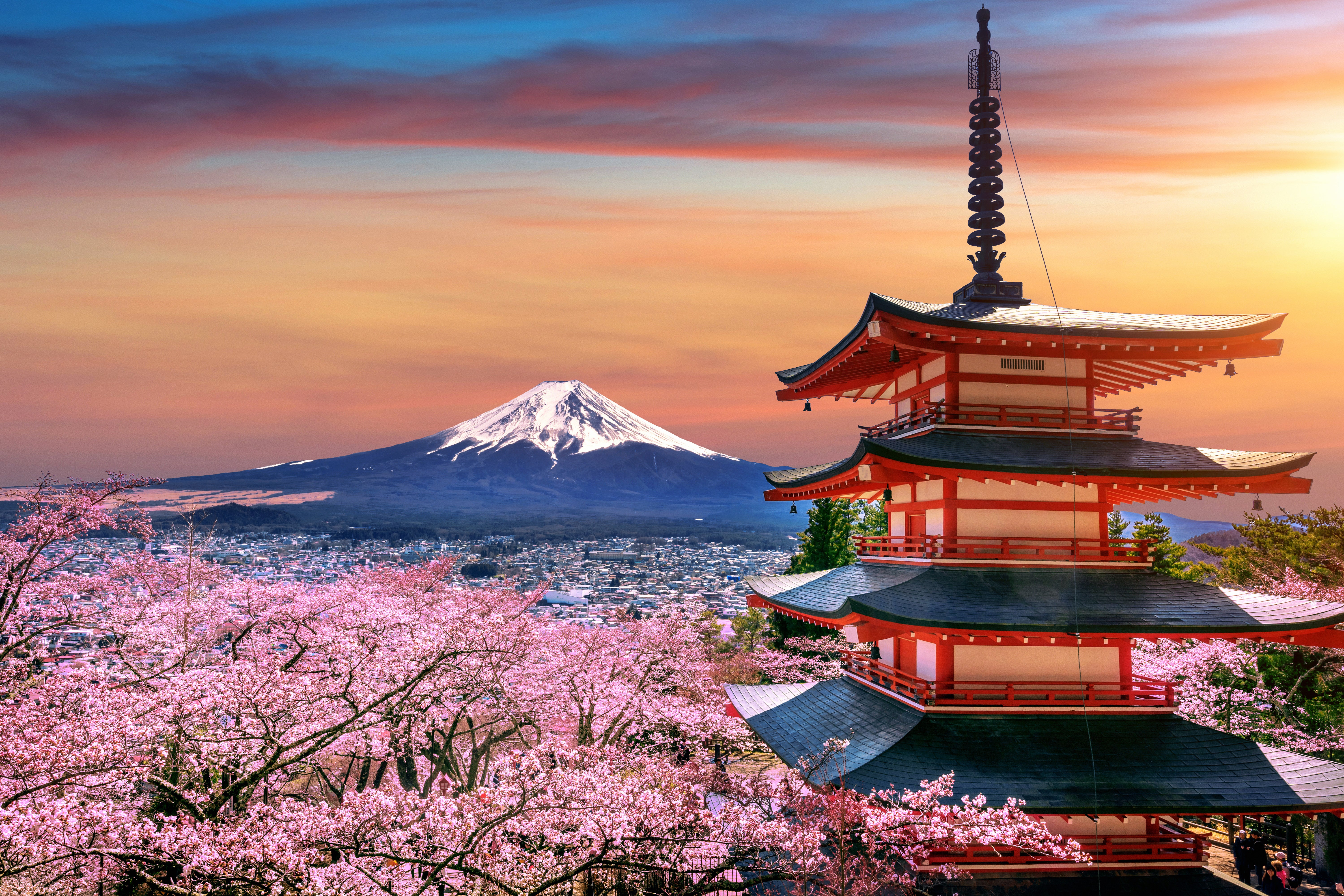 files/flores-de-cerejeira-na-primavera-pagode-chureito-e-montanha-fuji-ao-por-sol-no-japao.jpg